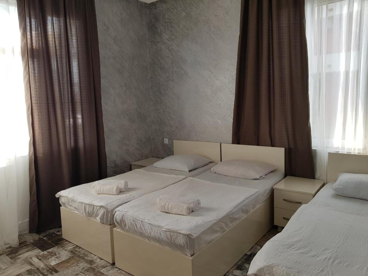 Midia Guest House Kobuleti Exterior photo
